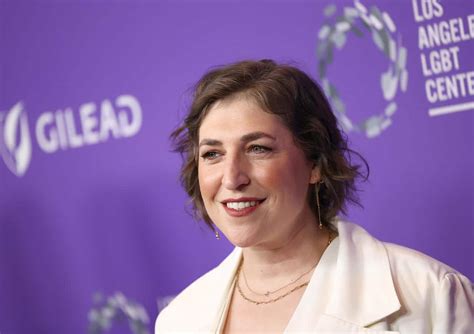 is mayim bialik a lesbian|Mayim Bialik career retrospective